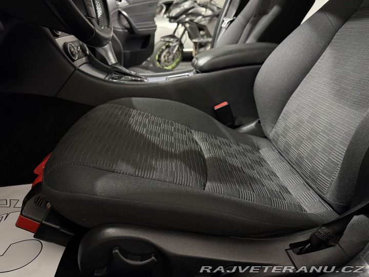 Mercedes-Benz C 3.0i V6 4MATIC AUTOMAT 2005