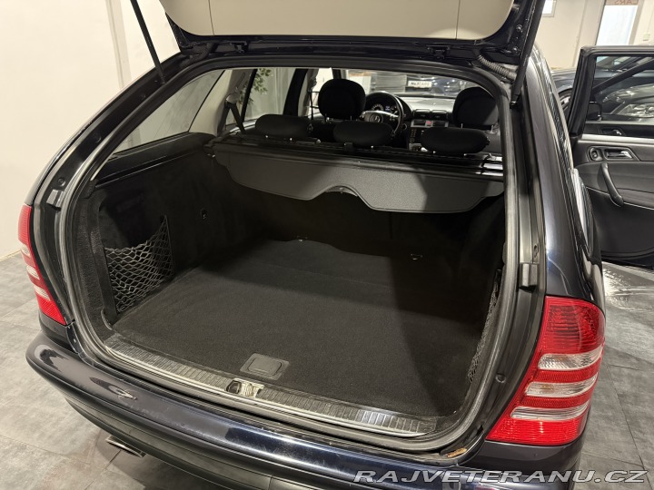 Mercedes-Benz C 3.0i V6 4MATIC AUTOMAT 2005