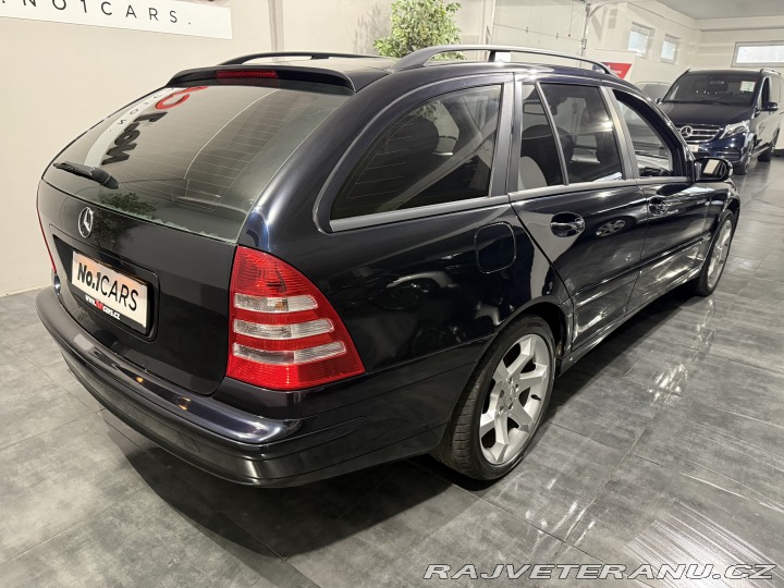 Mercedes-Benz C 3.0i V6 4MATIC AUTOMAT 2005