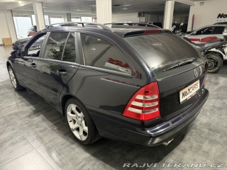 Mercedes-Benz C 3.0i V6 4MATIC AUTOMAT 2005