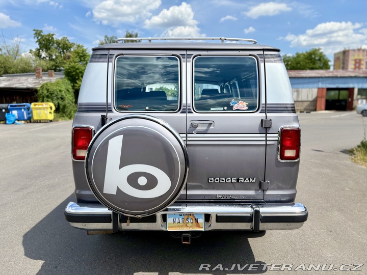Dodge Ostatní modely B250 RAM VAN 1989
