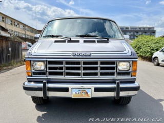 Dodge Ostatní modely B250 RAM VAN 1989