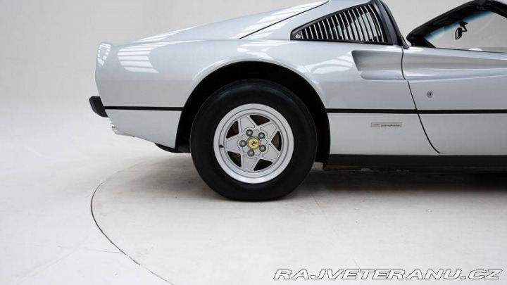 Ferrari 308 GTS V8 1983