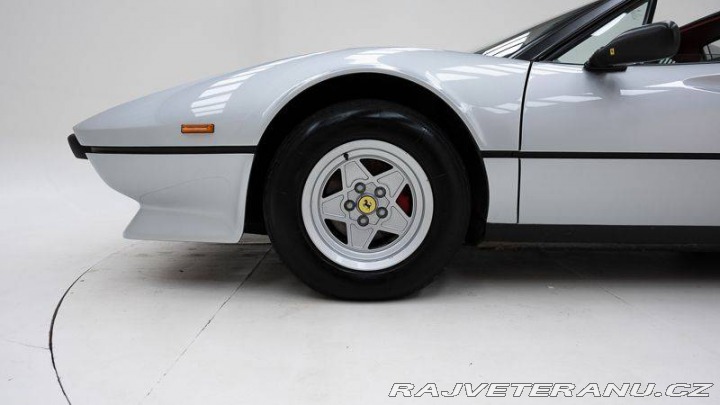 Ferrari 308 GTS V8 1983