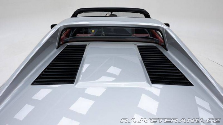 Ferrari 308 GTS V8 1983