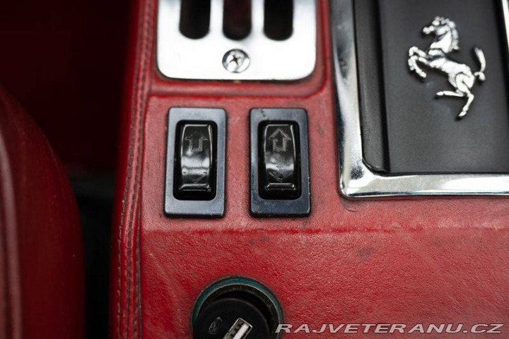 Ferrari 308 GTS V8 1983