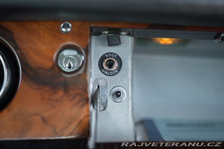 Bentley Ostatní modely T-SERIES 1975