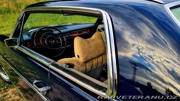 Mercedes-Benz 250 250CE 1972