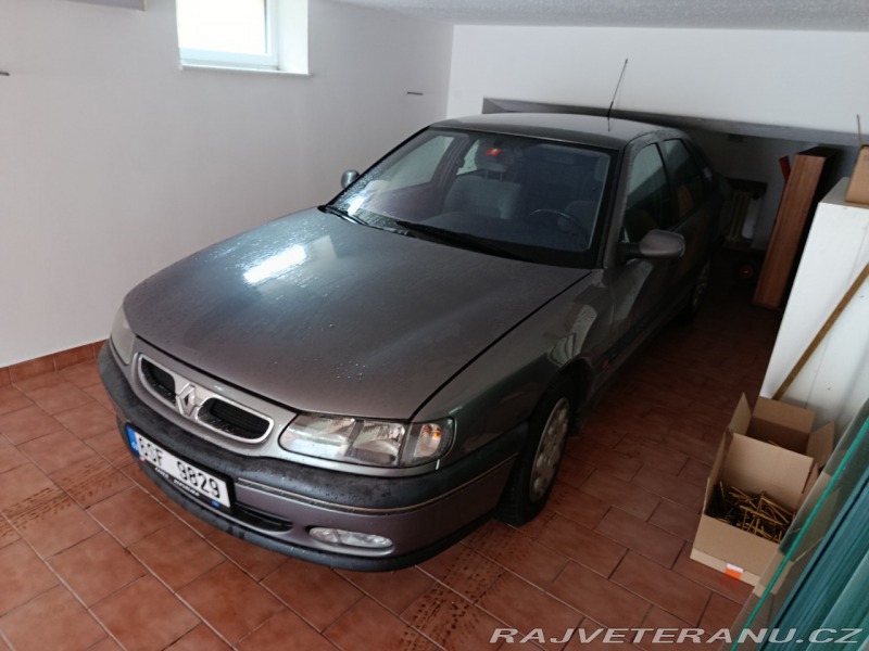 Renault Safrane 3.0i V6 24V