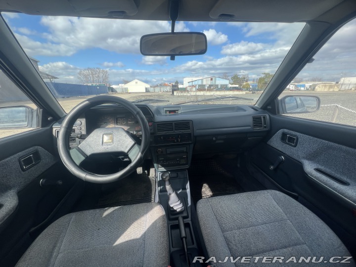 Mazda 323 BF 1987