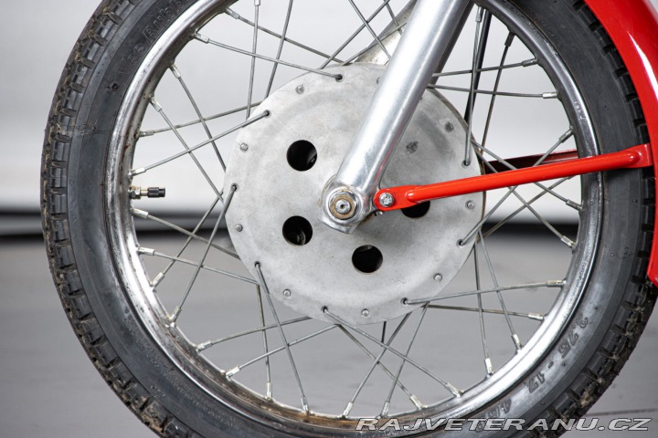 Ostatní značky Ostatní modely Aermacchi - Harley Davidson 250 ALA VERDE 1964