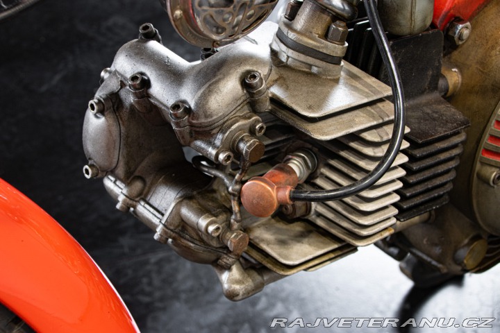 Ostatní značky Ostatní modely Aermacchi - Harley Davidson 250 ALA VERDE 1964