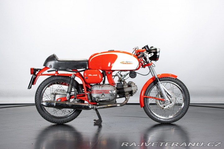 Ostatní značky Ostatní modely Aermacchi - Harley Davidson 250 ALA VERDE 1964