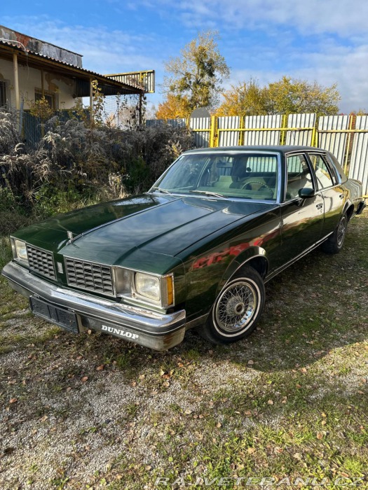 Oldsmobile Cutlass Supreme brougham