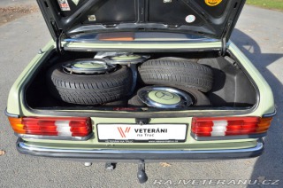 Mercedes-Benz 300 W123 300D 1976