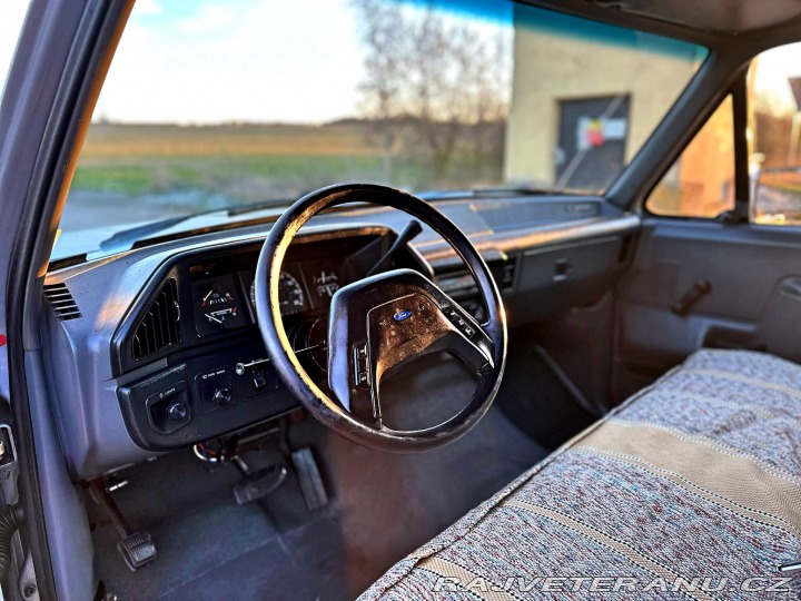 Ford F 250 | 5.8 V8 | 64 006 mil 1989