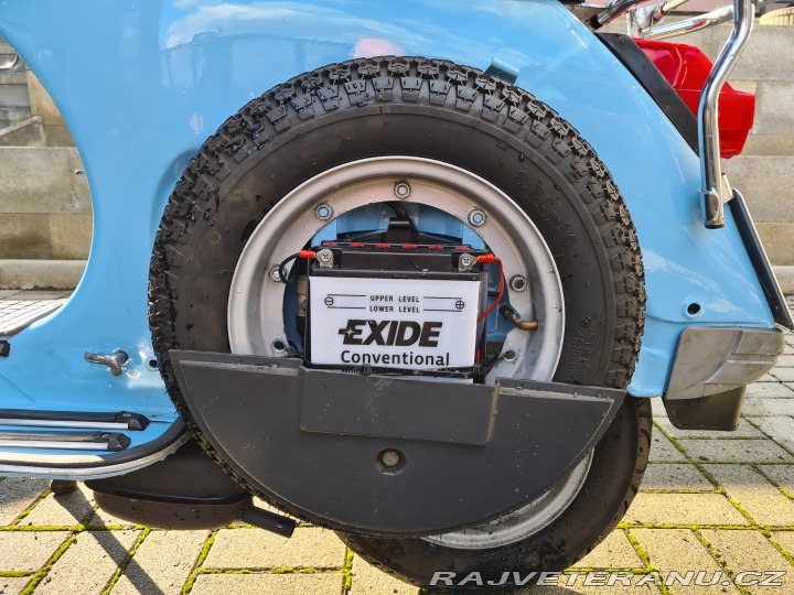 Piaggio Vespa P200E 1986