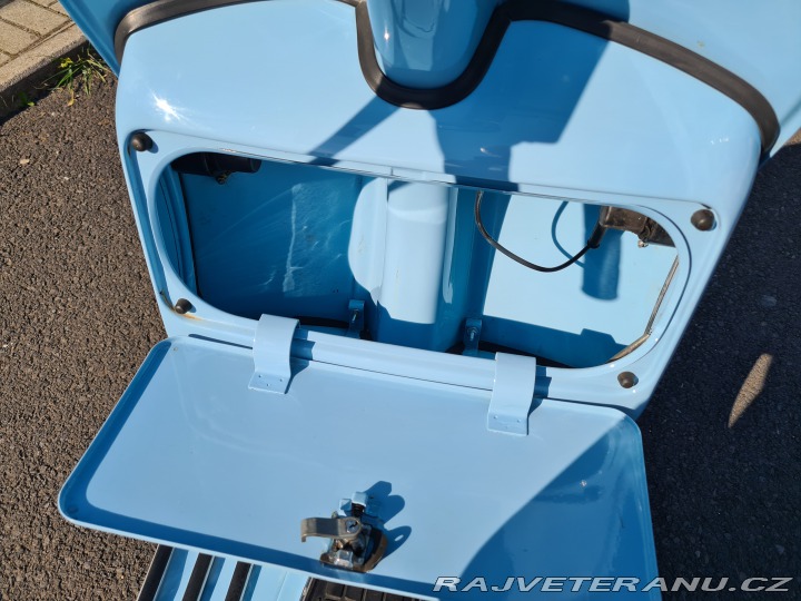 Piaggio Vespa P200E 1986