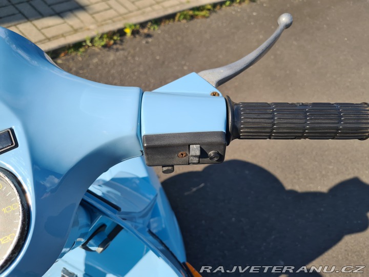 Piaggio Vespa P200E 1986