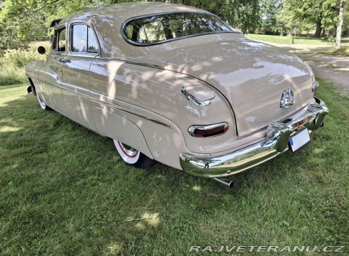 Mercury Ostatní modely Eight Sport Sedan 1950
