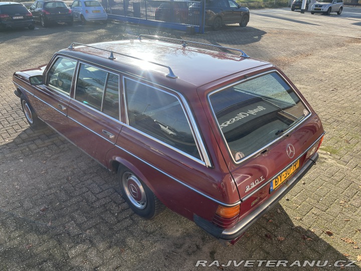 Mercedes-Benz 230 230t W123 1979