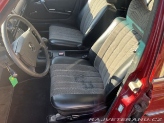 Mercedes-Benz 230 230t W123 1979