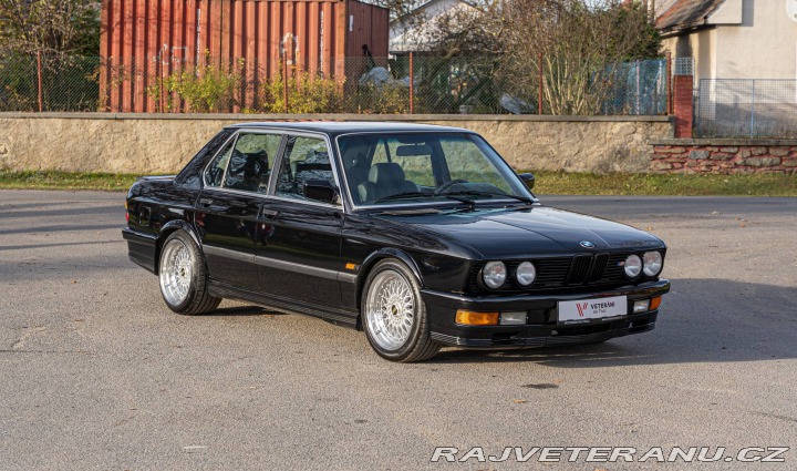 BMW 8 E28 535i 1985