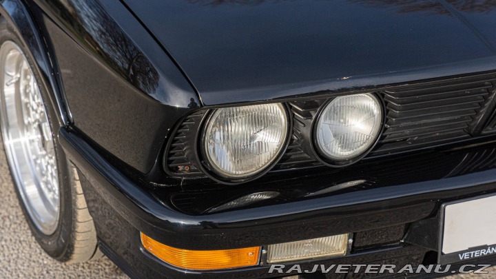 BMW 8 E28 535i 1985