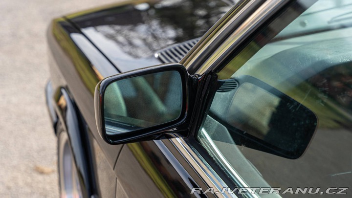 BMW 8 E28 535i 1985