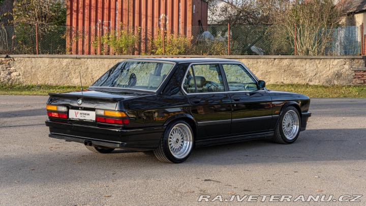 BMW 8 E28 535i 1985