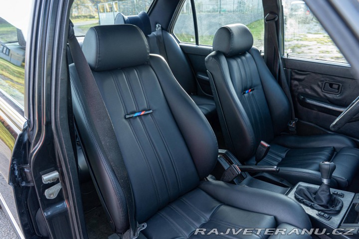BMW 8 E28 535i 1985