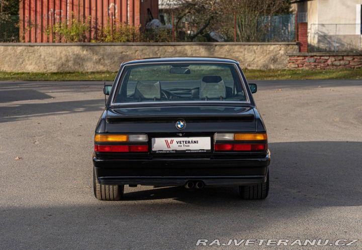 BMW 8 E28 535i 1985