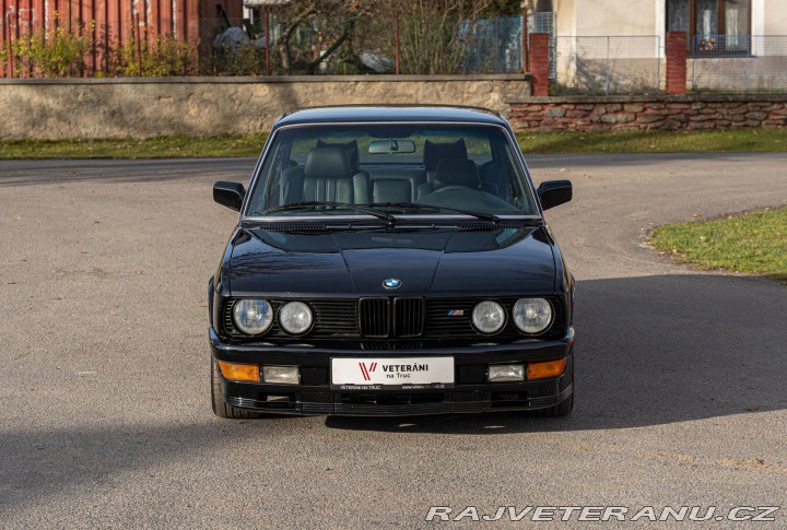 BMW 8 E28 535i 1985