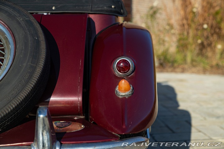 Fiat 1100 1100103 SPIDER MANTELLI 1954