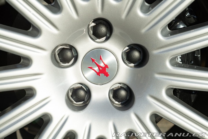 Maserati Ostatní modely Coupé 4.2 V8 32V CAMBIOCORSA 2002