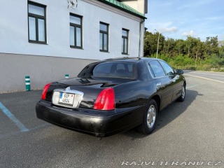 Lincoln Town Car Signature Series 1998