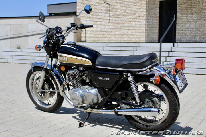 Yamaha Ostatní modely Yamaha TX 750 1973