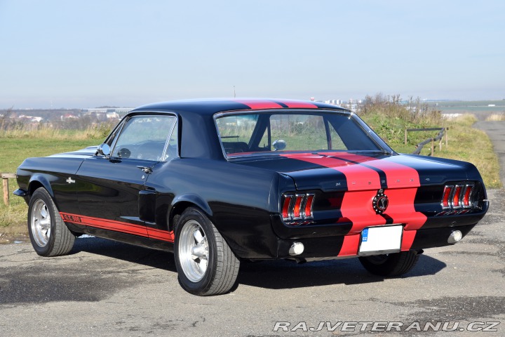 Ford Mustang 302 cui V8 1967