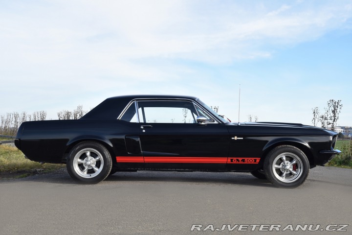 Ford Mustang 302 cui V8 1967