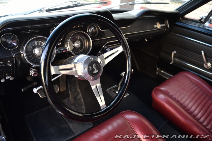 Ford Mustang 302 cui V8 1967