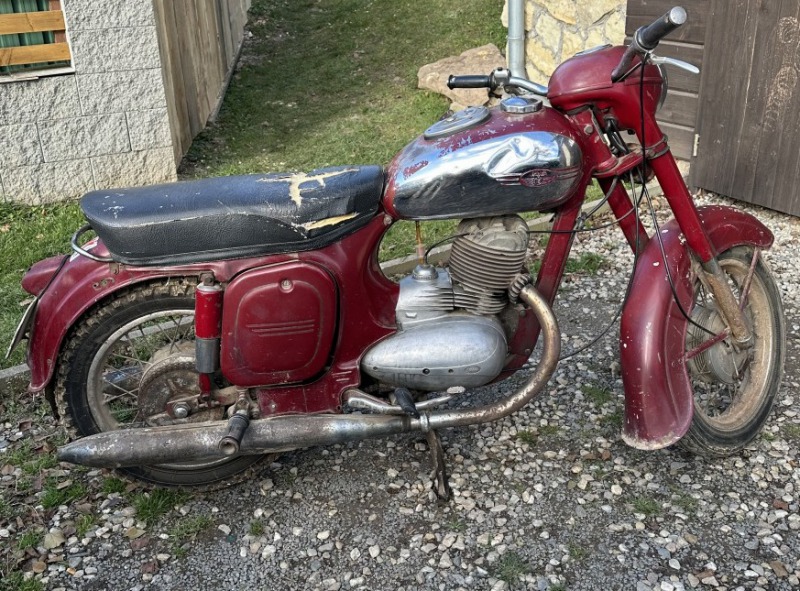 Jawa 250