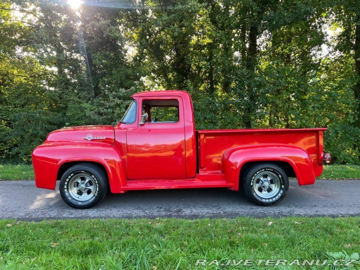 Ford V8 F100 Pick-Up V8 1956