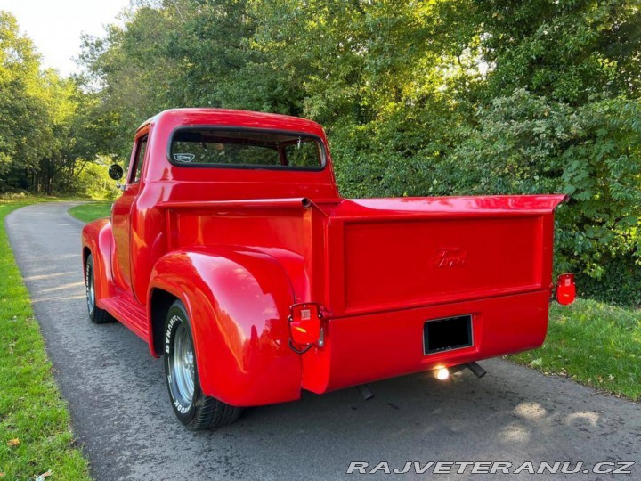 Ford V8 F100 Pick-Up V8 1956