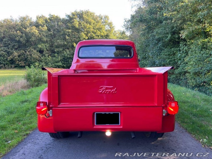 Ford V8 F100 Pick-Up V8 1956
