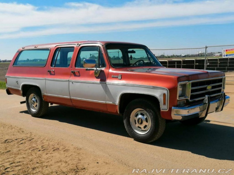 Chevrolet Suburban 