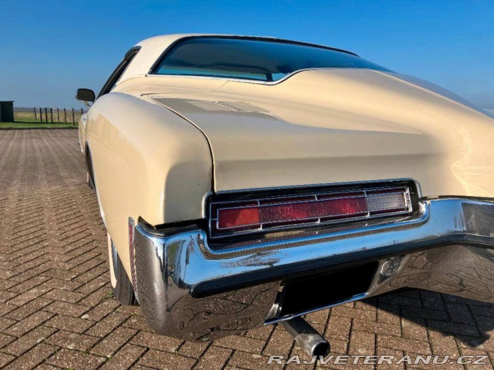 Buick Riviera 1971