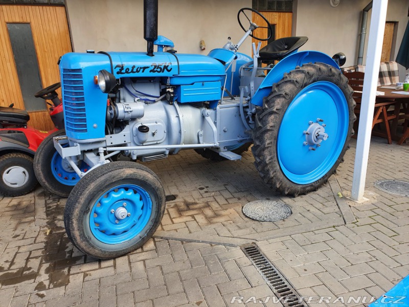Zetor 25 