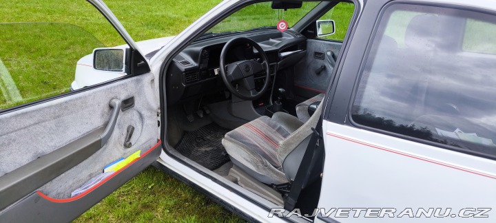 Opel Kadett 2.0 GSI 1987
