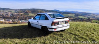 Opel Kadett 2.0 GSI 1987