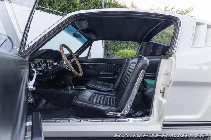 Ford Mustang Fastback 289 1965